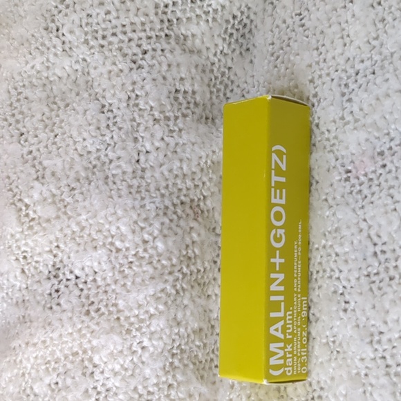 (MALIN+GOETZ) Rollerball dark rum perfume oil, 9ml/0.30fl oz - Picture 3 of 13